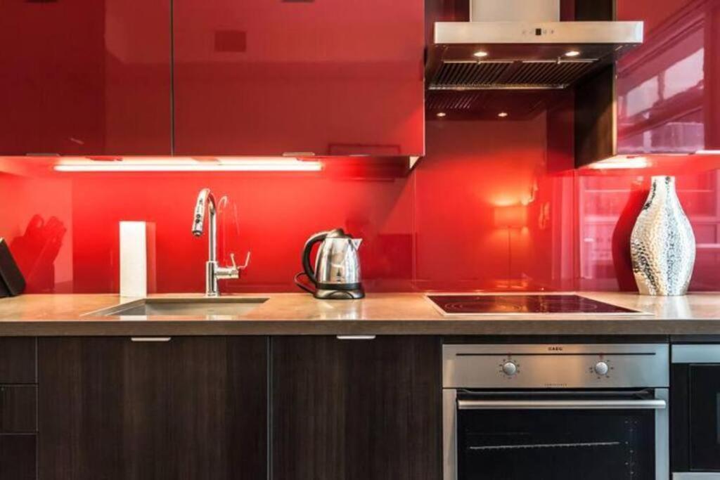 Metropolis Loft - Cn Tower Apartment Toronto Bagian luar foto